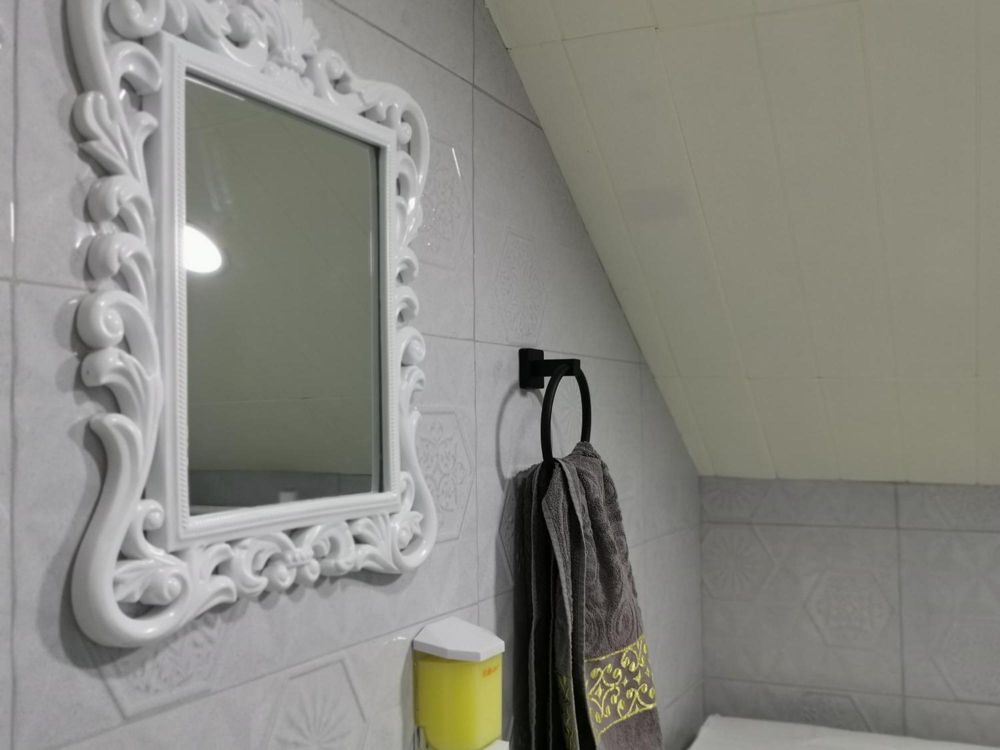 Guest House Natia Tbilisi Exterior photo